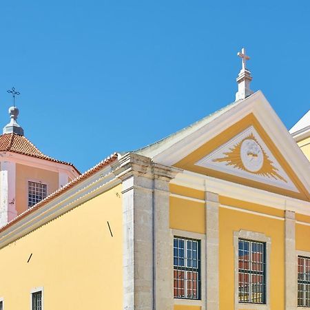 Charming Apartment Em Belem-Books And Canvas Лиссабон Экстерьер фото