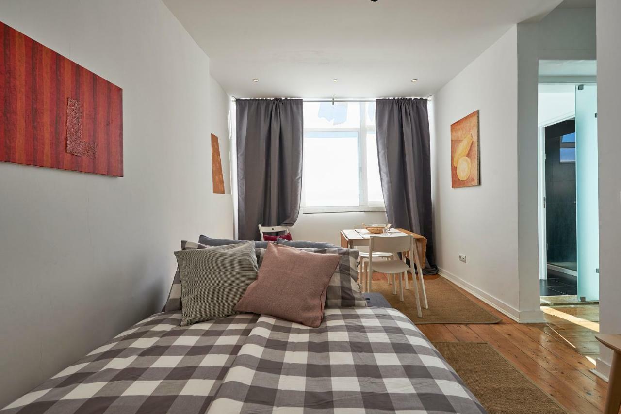 Charming Apartment Em Belem-Books And Canvas Лиссабон Экстерьер фото