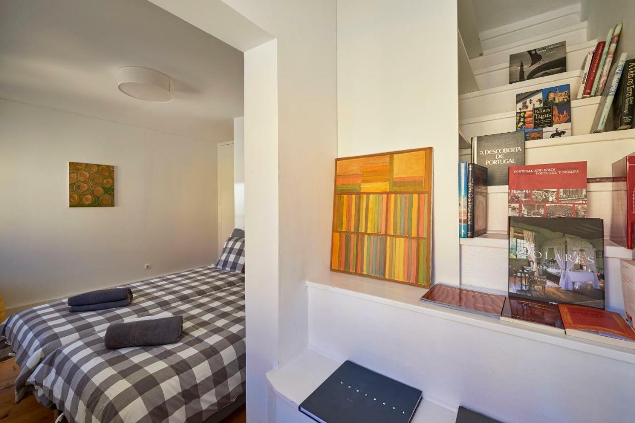 Charming Apartment Em Belem-Books And Canvas Лиссабон Экстерьер фото
